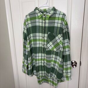 Aerie Green Oversized Button Up Flannel